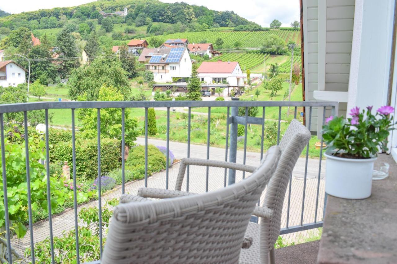 Castell Hotel & Restaurant Leinsweiler Dış mekan fotoğraf