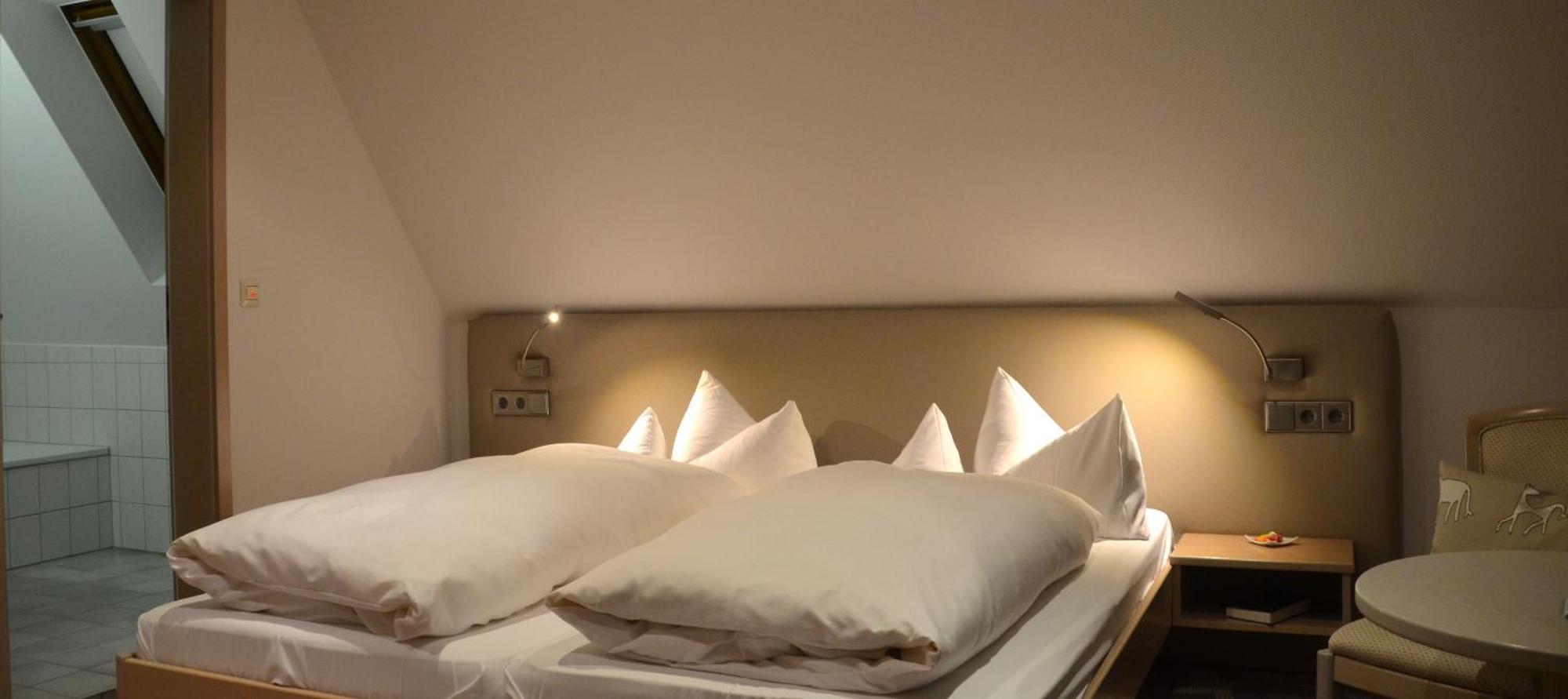 Castell Hotel & Restaurant Leinsweiler Dış mekan fotoğraf