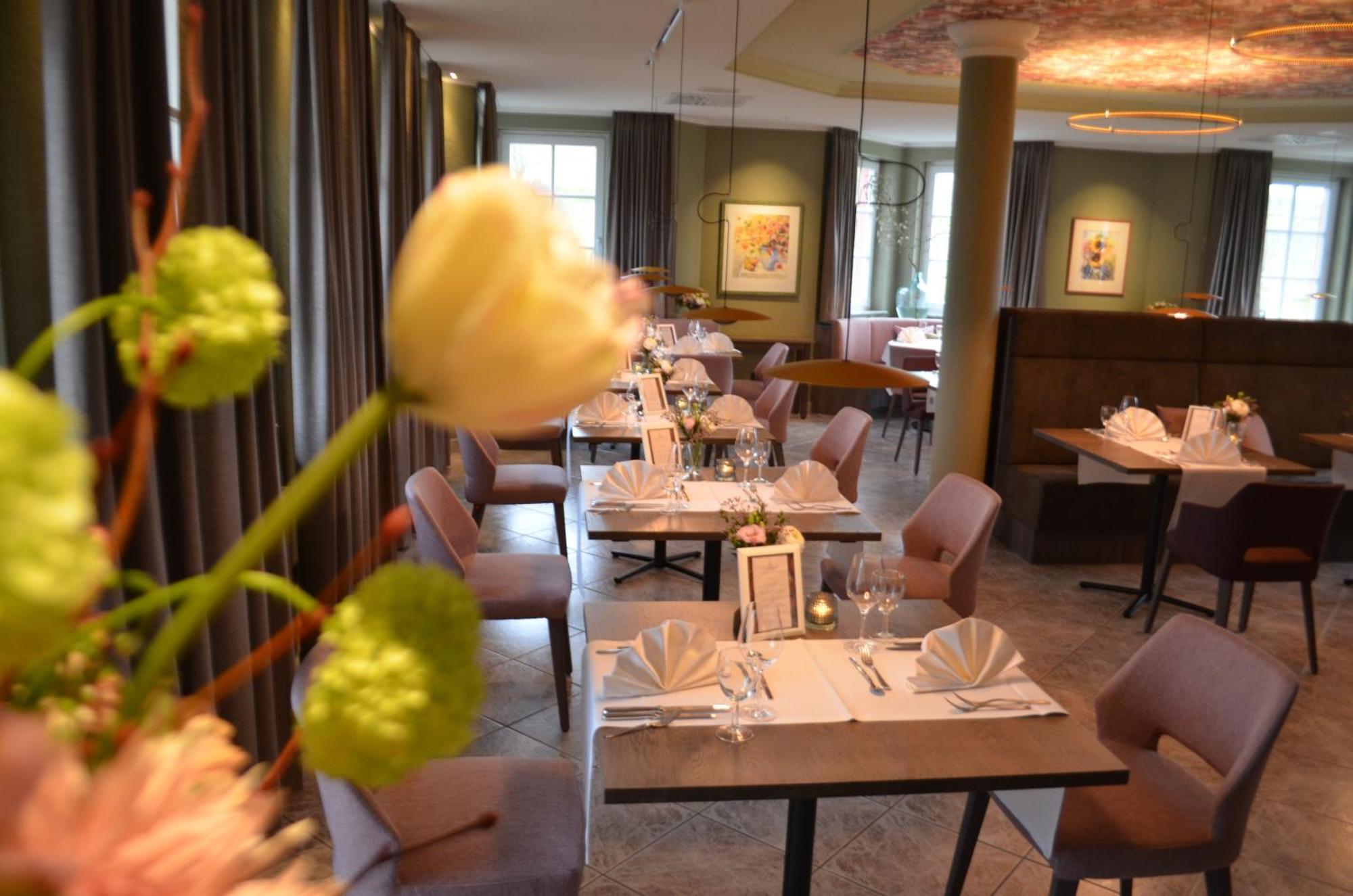 Castell Hotel & Restaurant Leinsweiler Dış mekan fotoğraf
